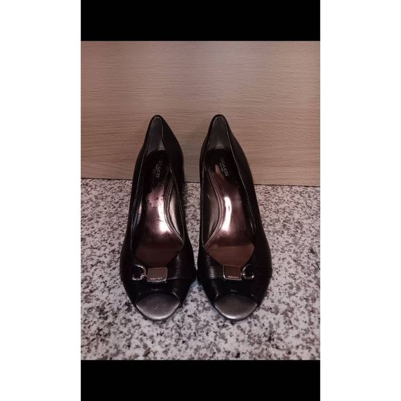 Coach  - Picture 2 of 5